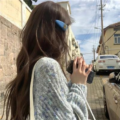 在她们眼中